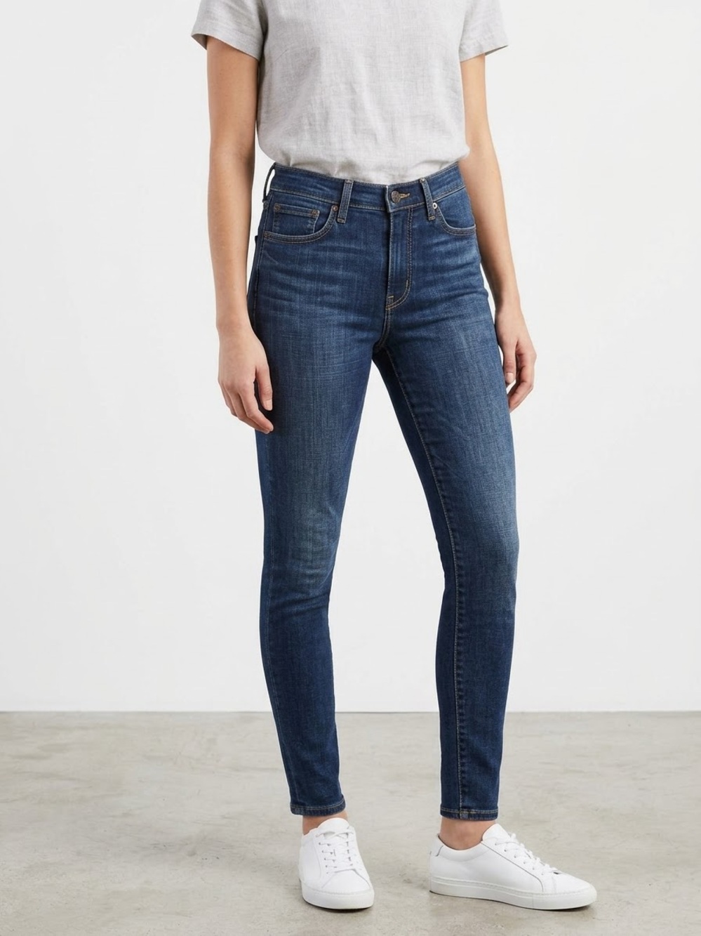 Levi's 721 High Rise Skinny Jeans Size 28 Dark Wash Denim Ankle